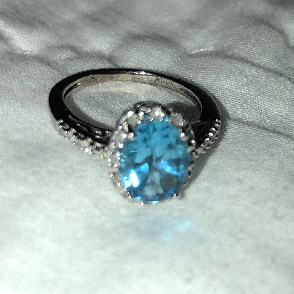 Swarovski Crystal and light sapphire ring 5.5 - Picture 5 of 8